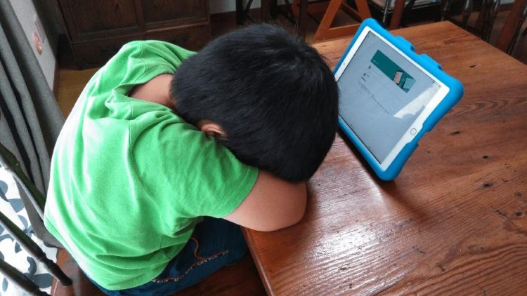 写真 タブレット コロナ