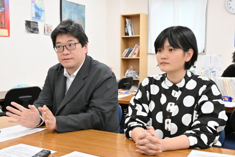 写真：柳原浩紀さんと向坂くじらさん