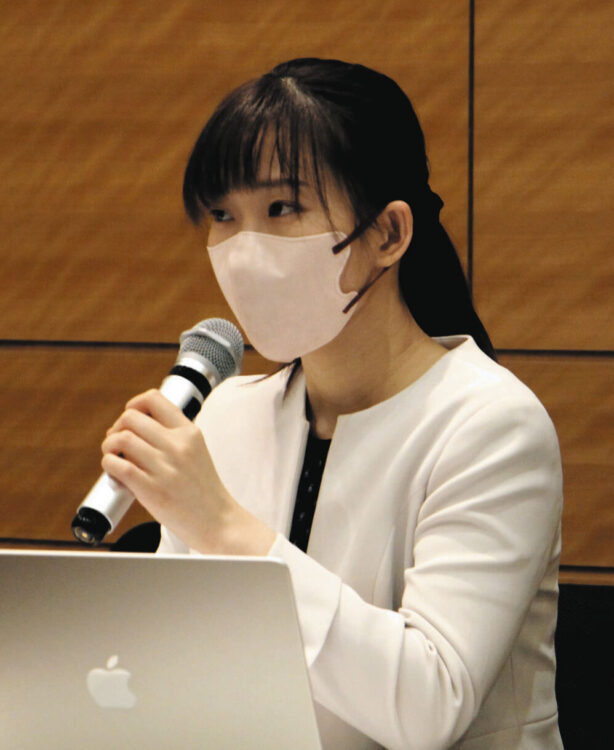 写真 指導氏遺族の女性
