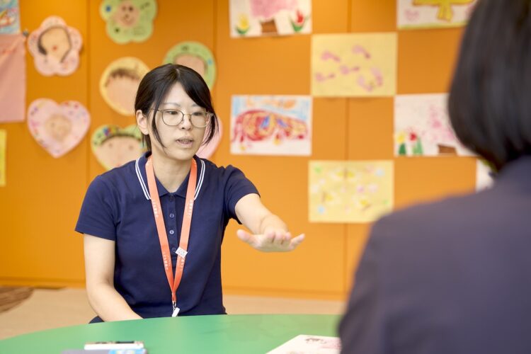 こども家庭庁職員の写真