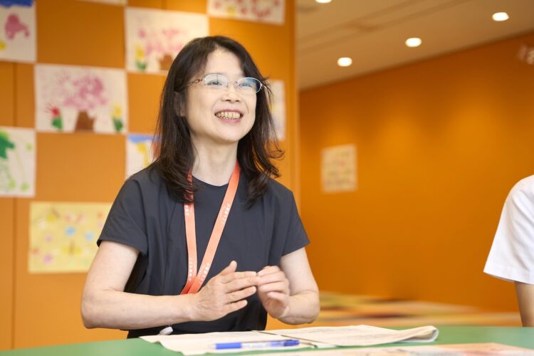 こども家庭庁職員の写真