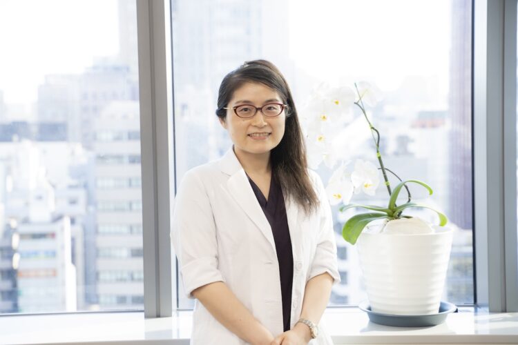 羅ことい先生の写真