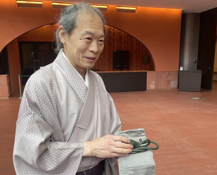 男性が助産師になれないのはなぜ？ 「職業選択の自由」は憲法で保障