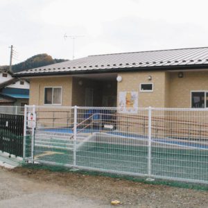 写真　4月、駐車場だったところに開設された企業主導型保育所＝埼玉県小鹿野町で
