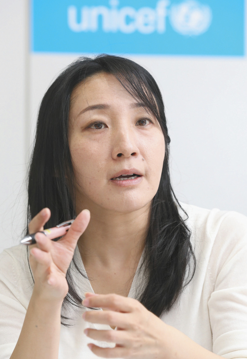 ビスケットで体売る少女 紛争で危機に直面する中央アフリカの