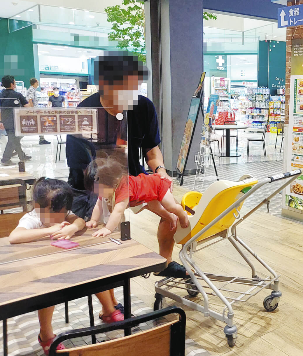 乳幼児のショッピングカート転落に注意 ベルト締めても抜け出し…頭部 