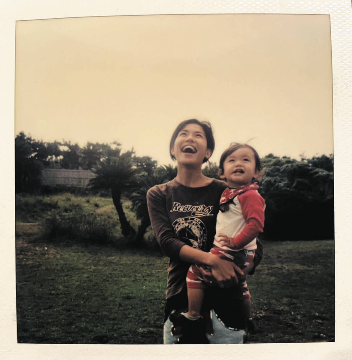 奥山佳恵さんの子育て日記〉40・ハタチの長男に近づく巣立ち 永遠の小2