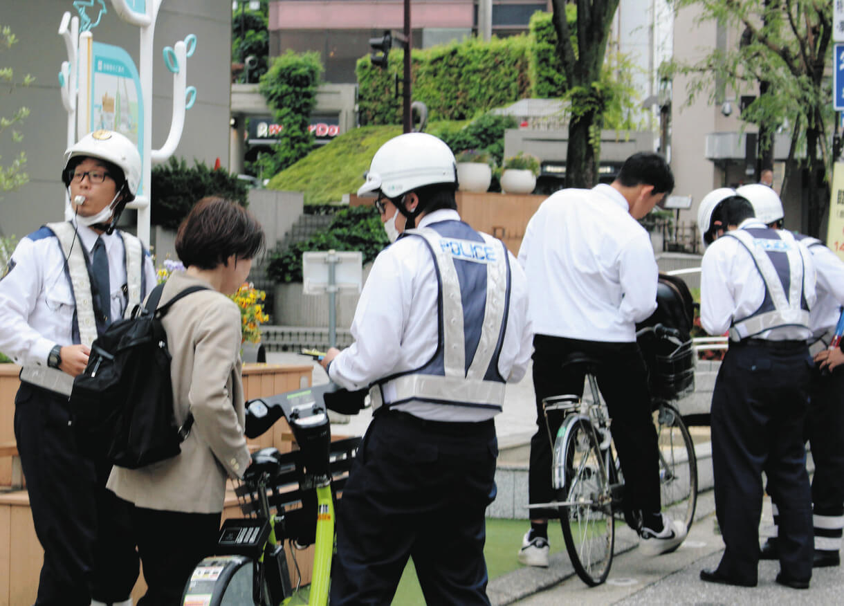 自転車 片耳 イヤホン