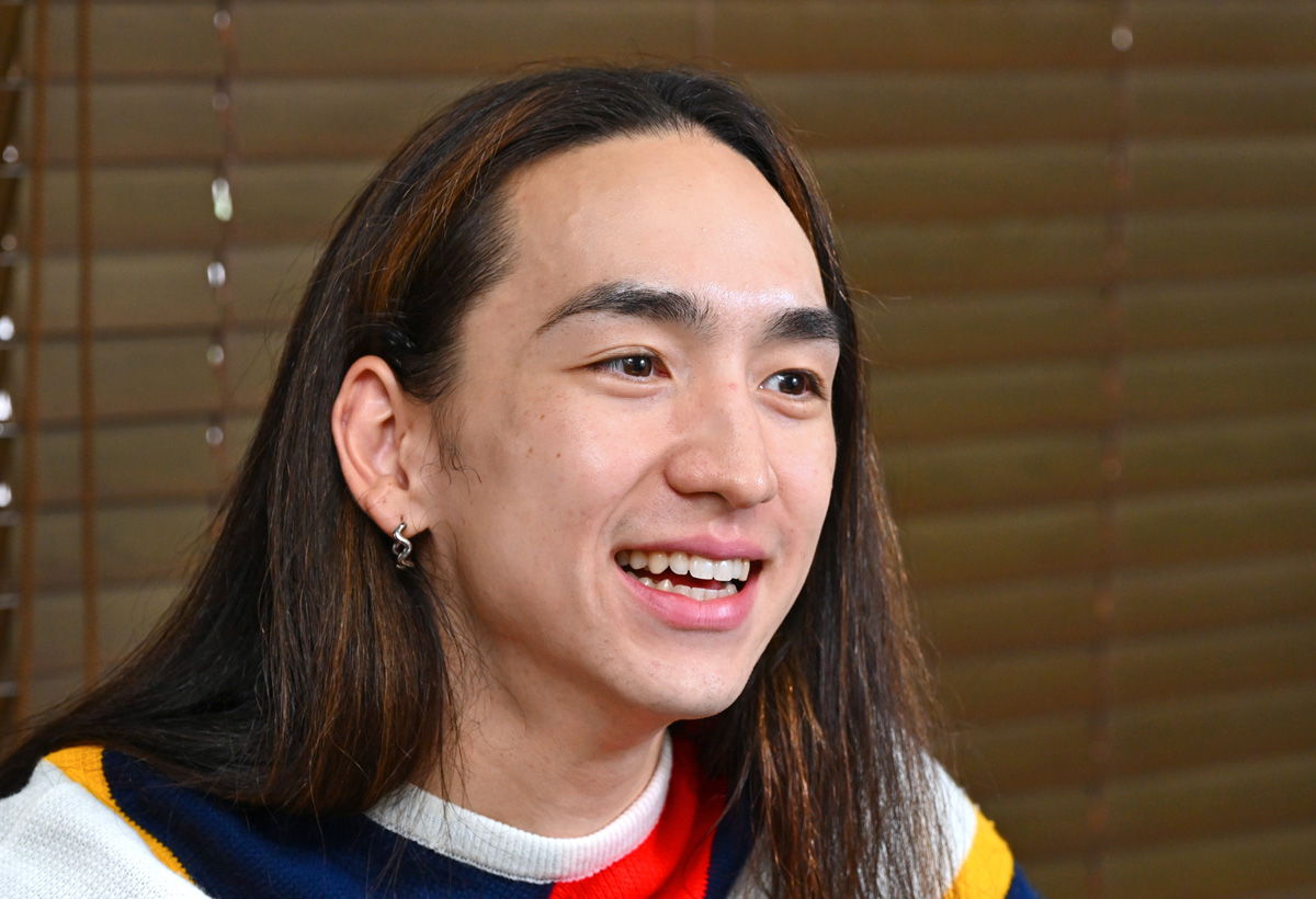 タレント・クリエーターのソーズビー・キャメロンさん 両親と僕の間に 