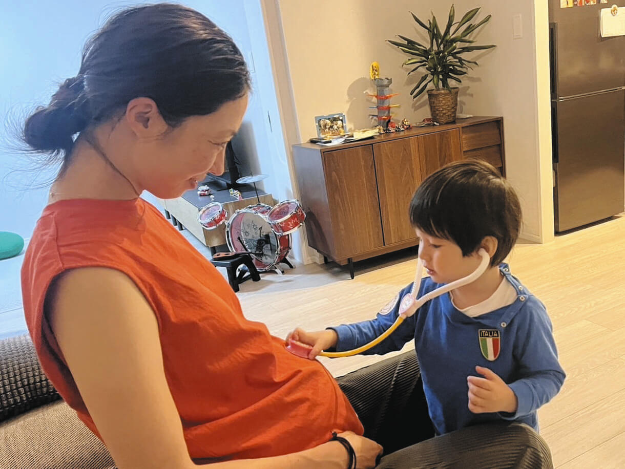 〈大滝麻未さんの子育て日記〉2・出産ぎりぎりまで長男と走って遊びたい