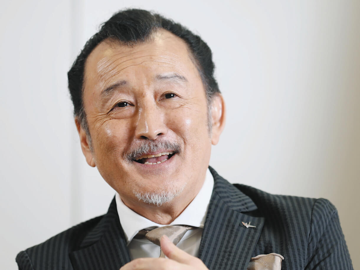 俳優 吉田鋼太郎さん 「おいハンサム!!」の源太郎は理想の父親像 現実