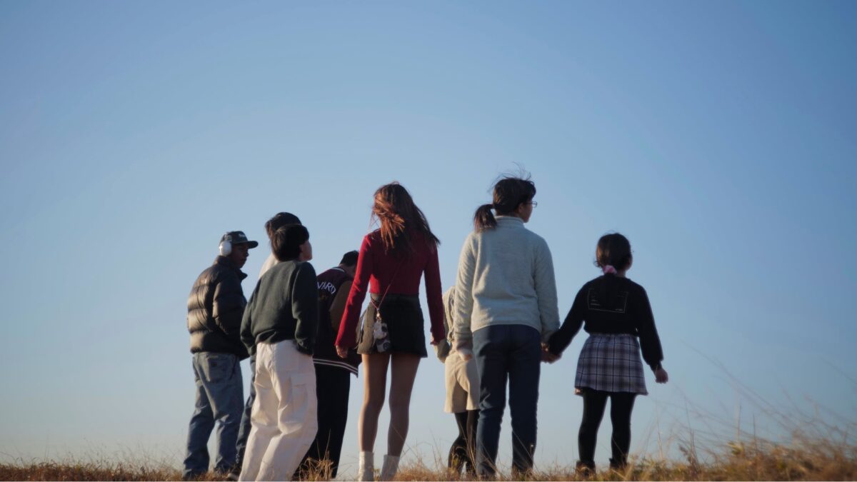 児童養護施設の子どもたちに4年間かけ密着した映画「大きな家」 企画・プロデュースの齊藤工さん、監督の竹林亮さんに聞く 「お守りになるような作品に」