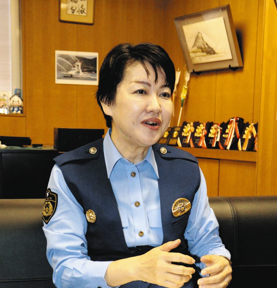 神奈川県警の男性育休は目標の5割を超えたが… 女性幹部を増やすには